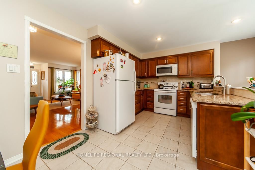 20 Rosemarie Crescent - Photo 9