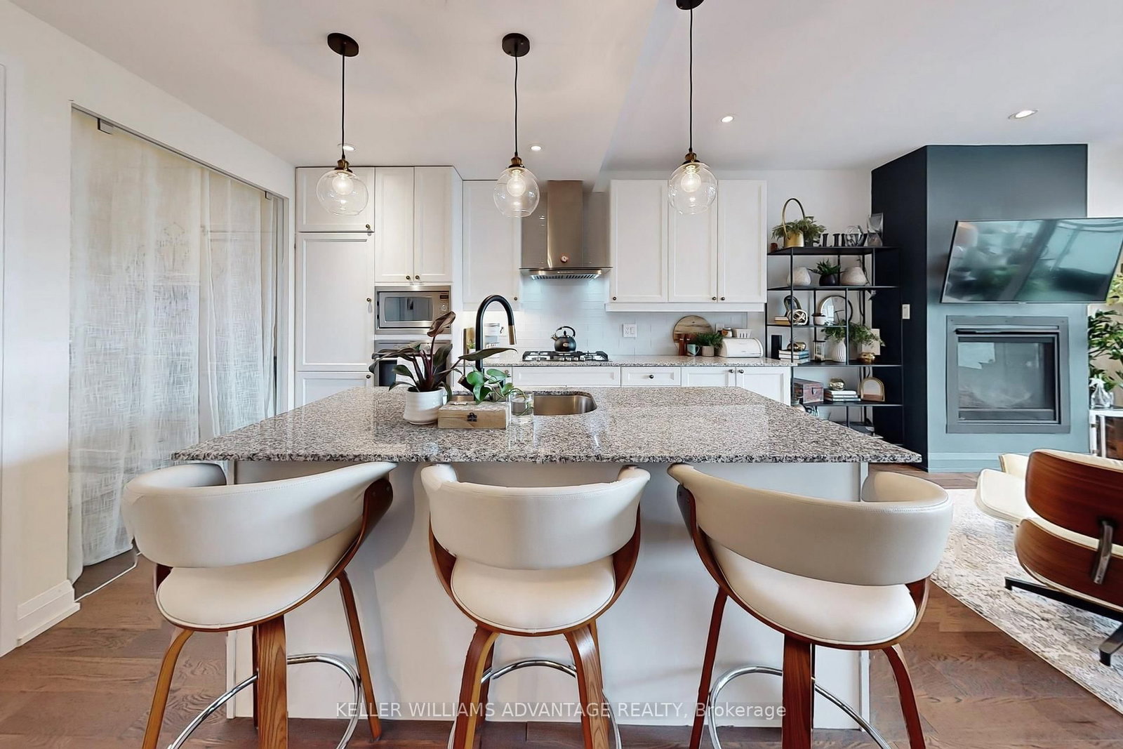 200 Woodbine Avenue, Unit 308 - Photo 9