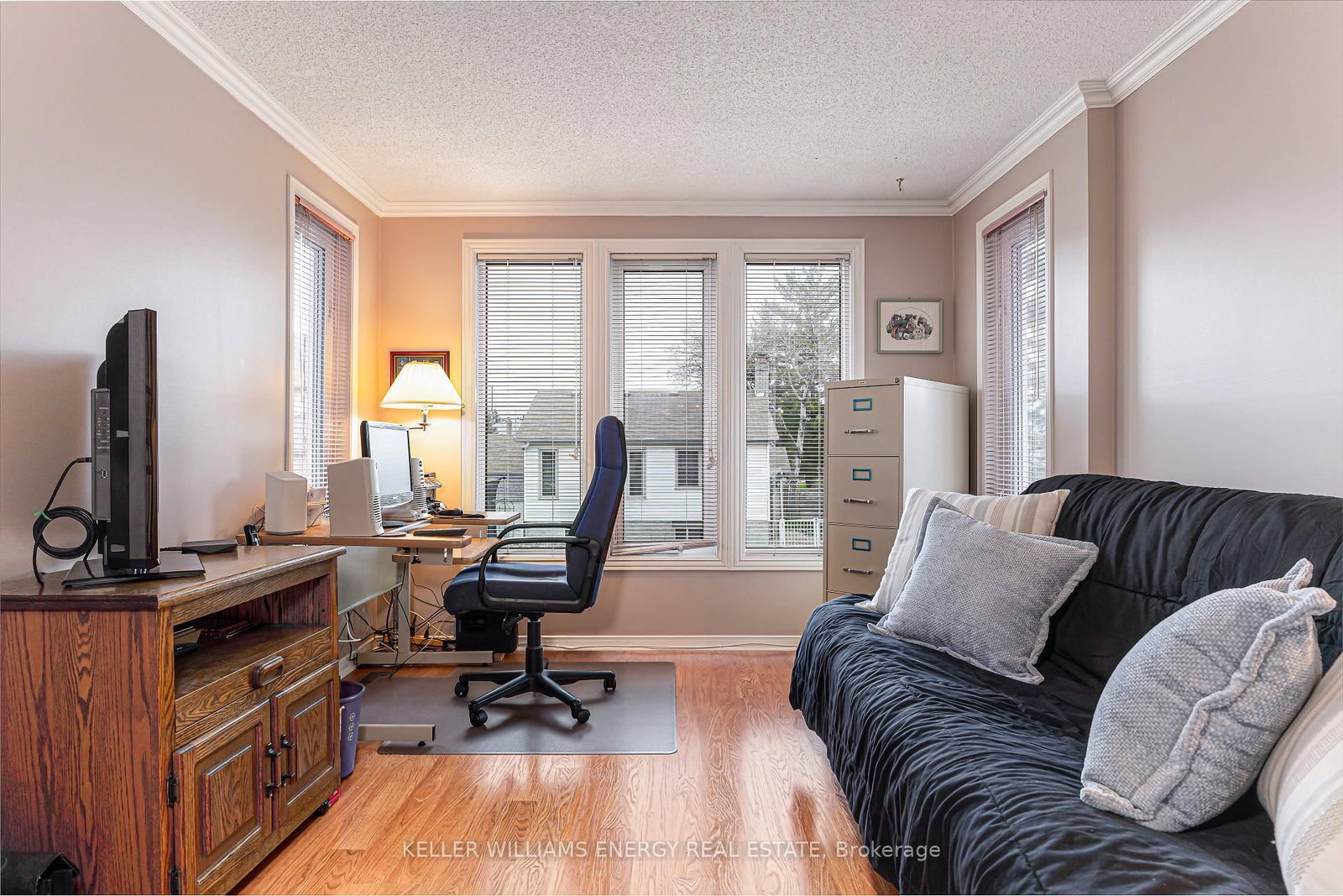873 Lochness Crescent - Photo 14