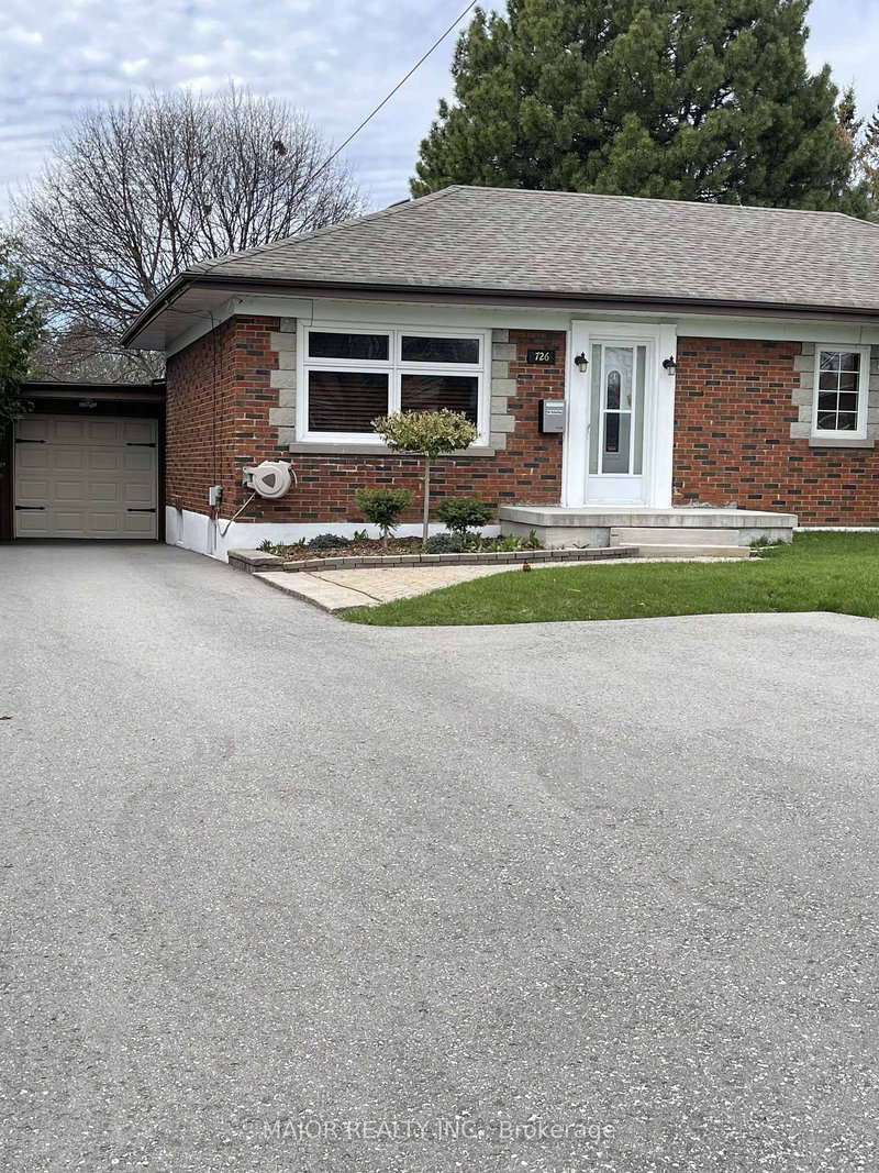 726 Bessborough Drive