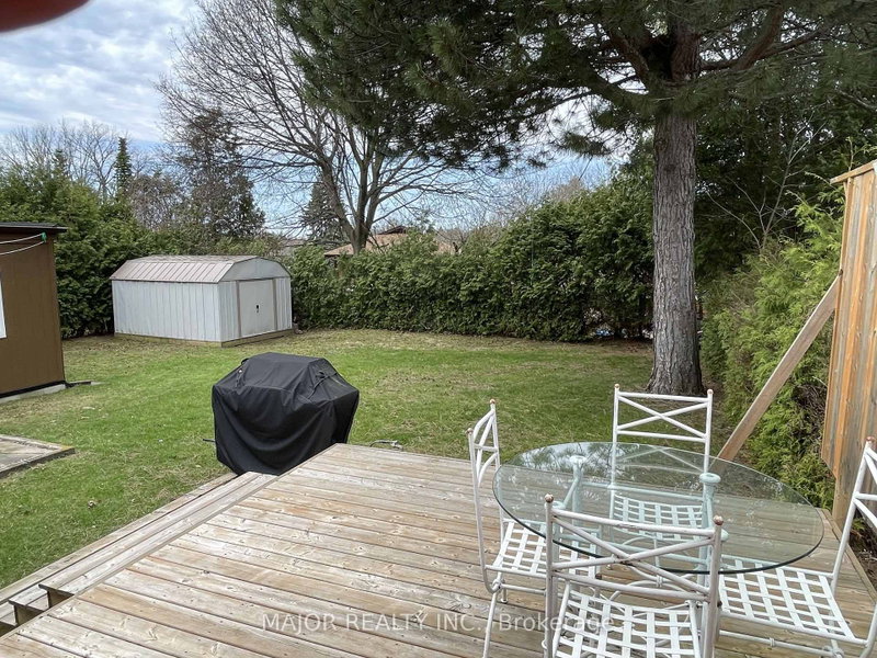 726 Bessborough Drive