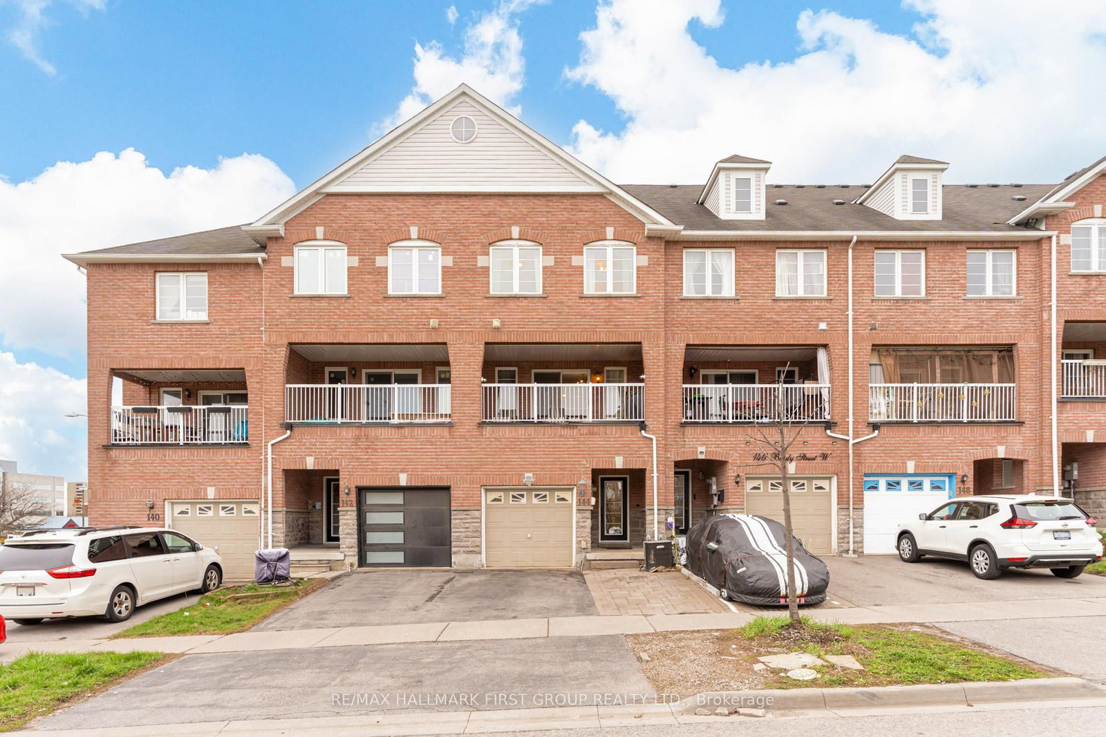144 Bayly Street W