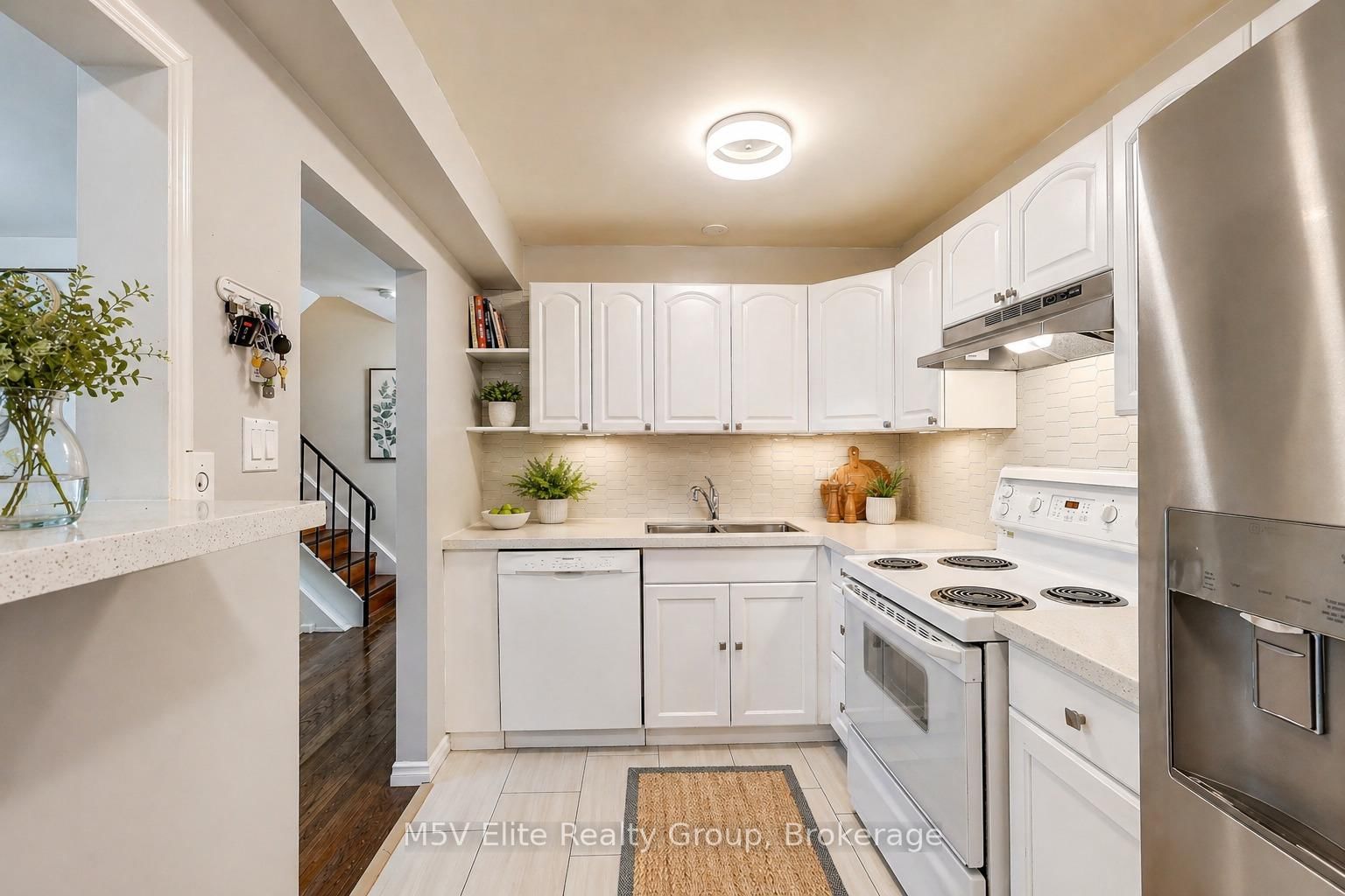 105 Dovedale Drive, Unit 2 - Photo 6