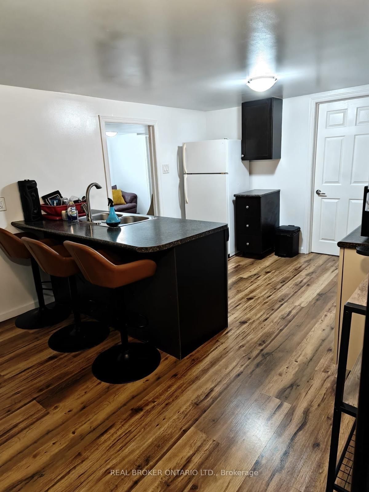 324 College Avenue - Photo 18