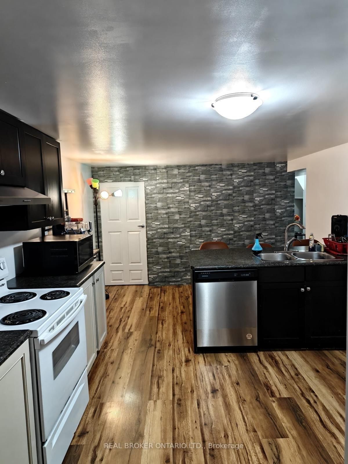 324 College Avenue - Photo 19