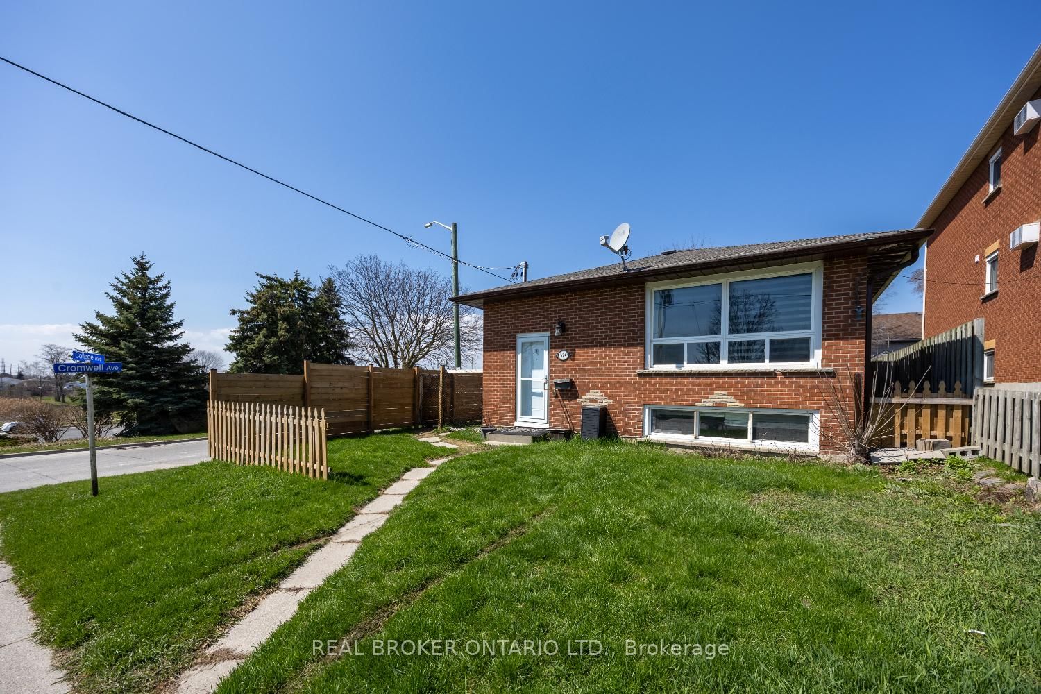 324 College Avenue - Photo 3