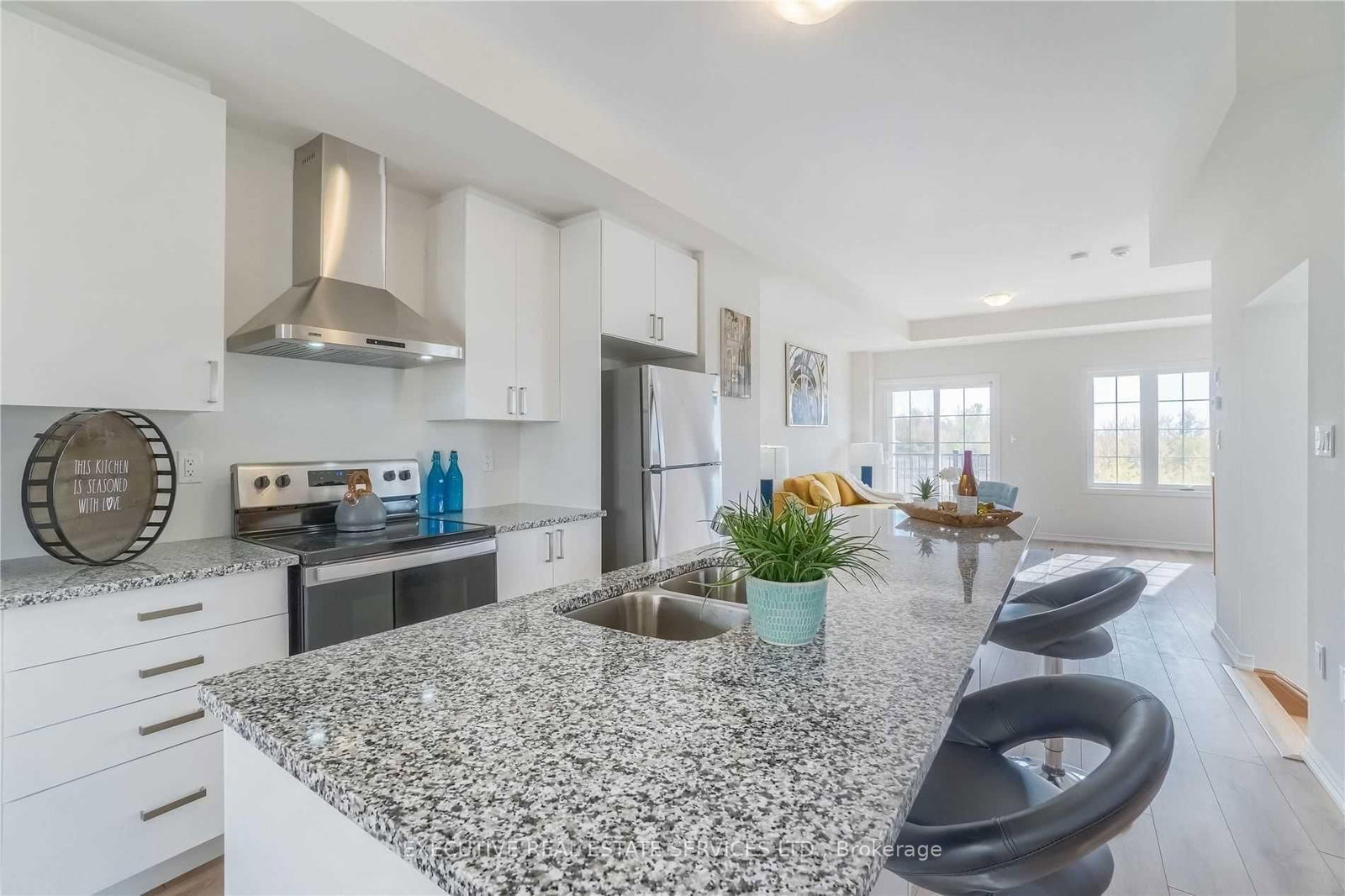 245 Royal Northern Path - Photo 2