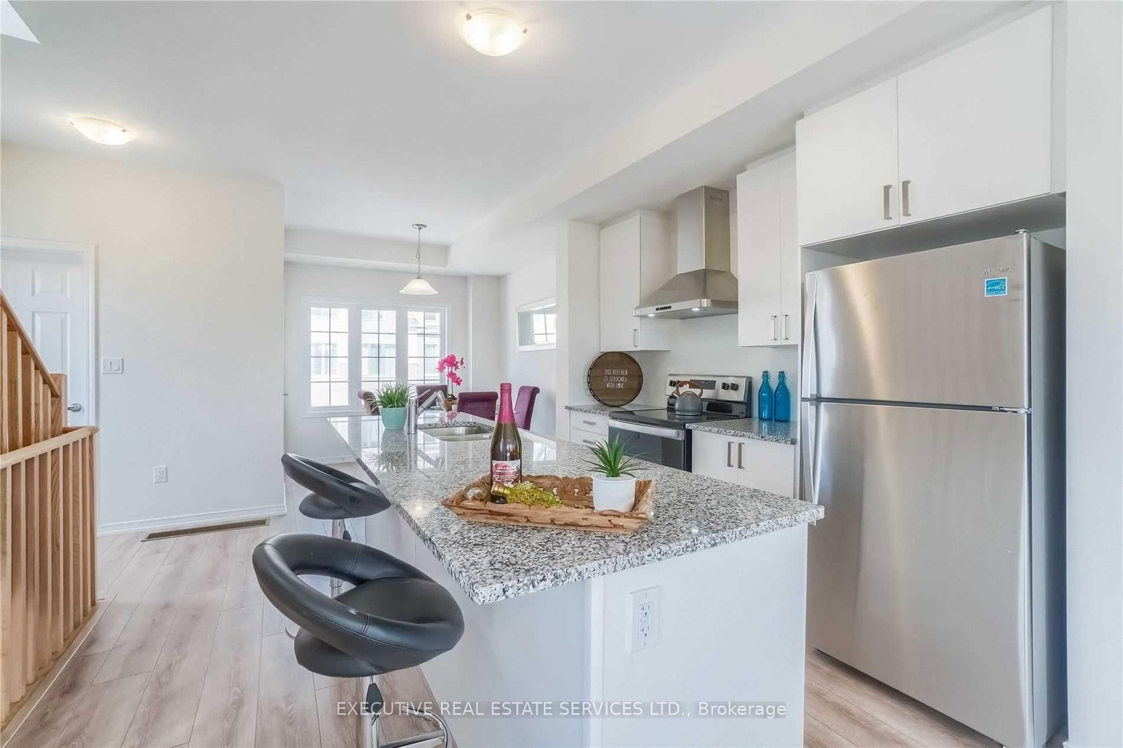 245 Royal Northern Path - Photo 3