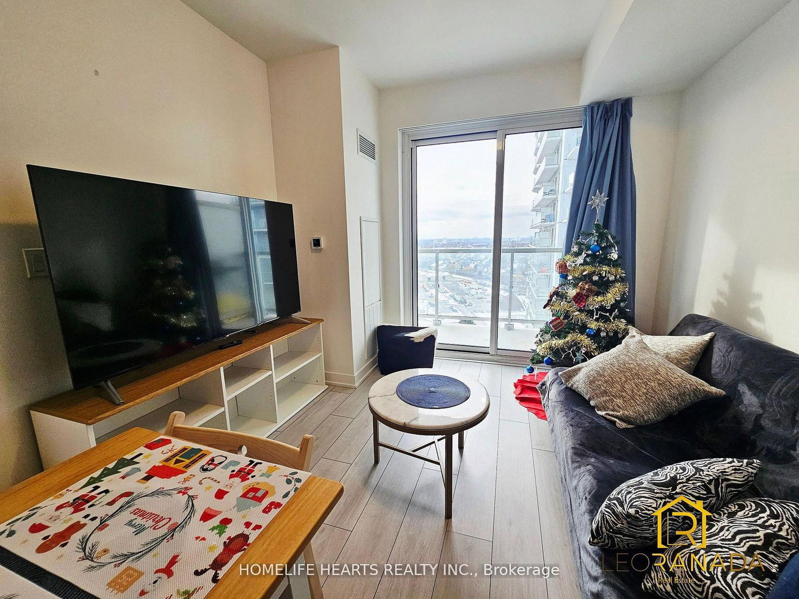 2033 Kennedy Road, Unit 2711 - Photo 8