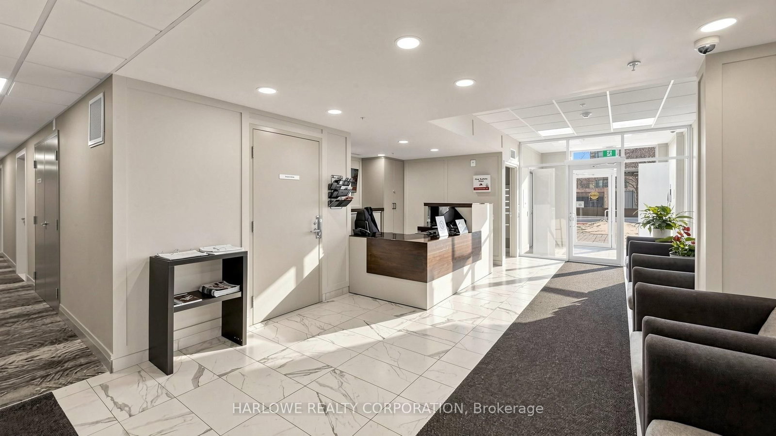 3655 Kingston Road, Unit 207 - Photo 38