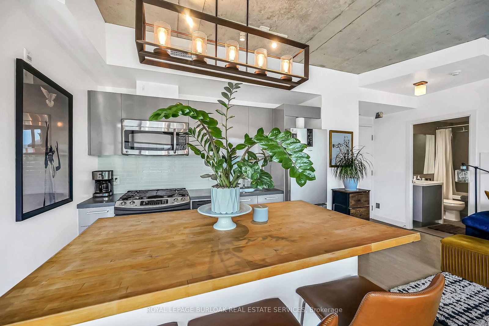1201 E Dundas Street • #902 • Toronto, ON photo 13