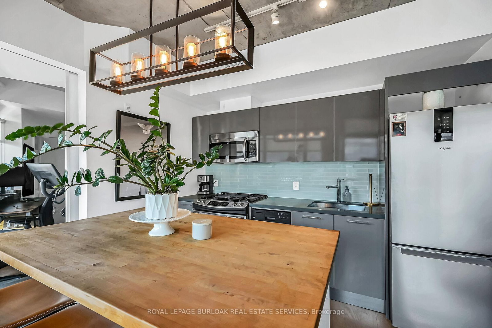 1201 Dundas Street E, Unit 902 - Photo 14