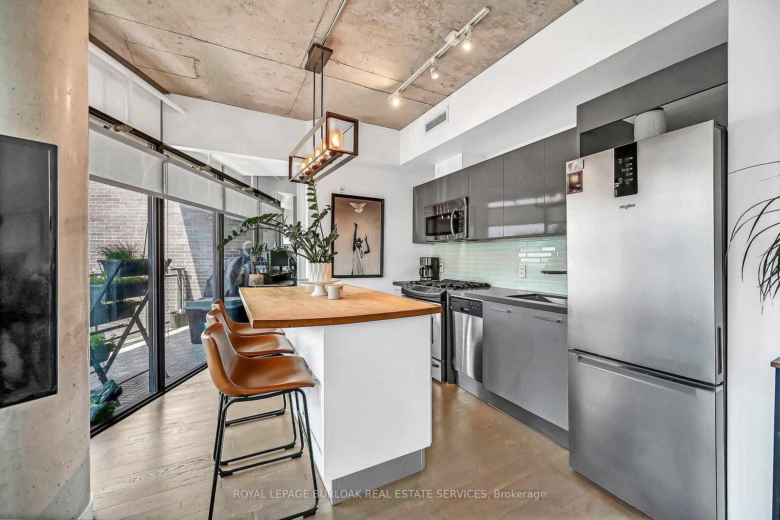 1201 Dundas Street E, Unit 902 - Photo 9