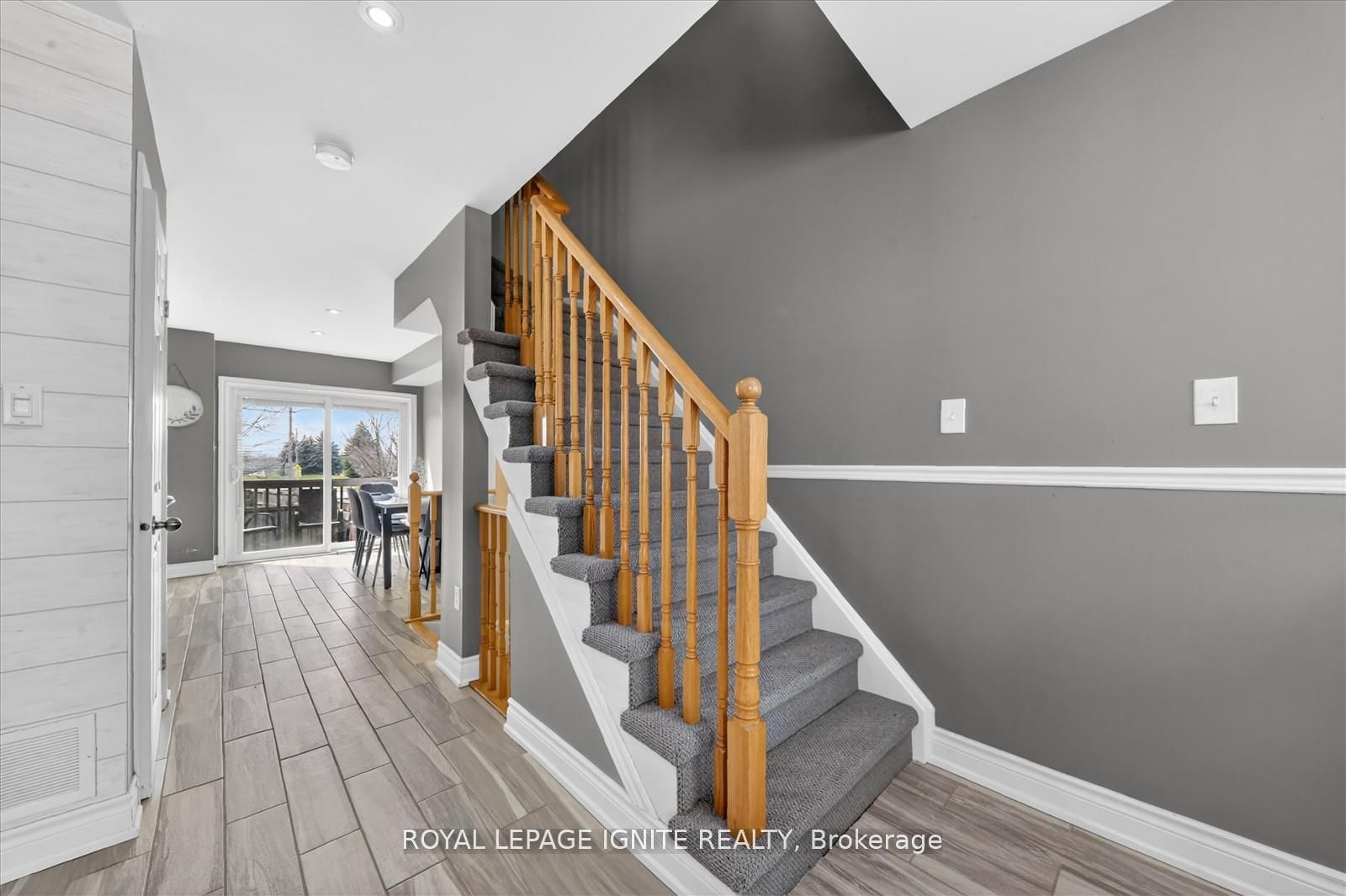 571 Longworth Avenue • #27 • Clarington, ON photo 14