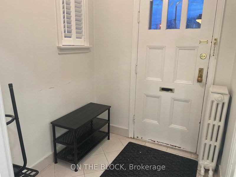 216 Donlands Ave, Toronto, M4J 3R1 | Image 2