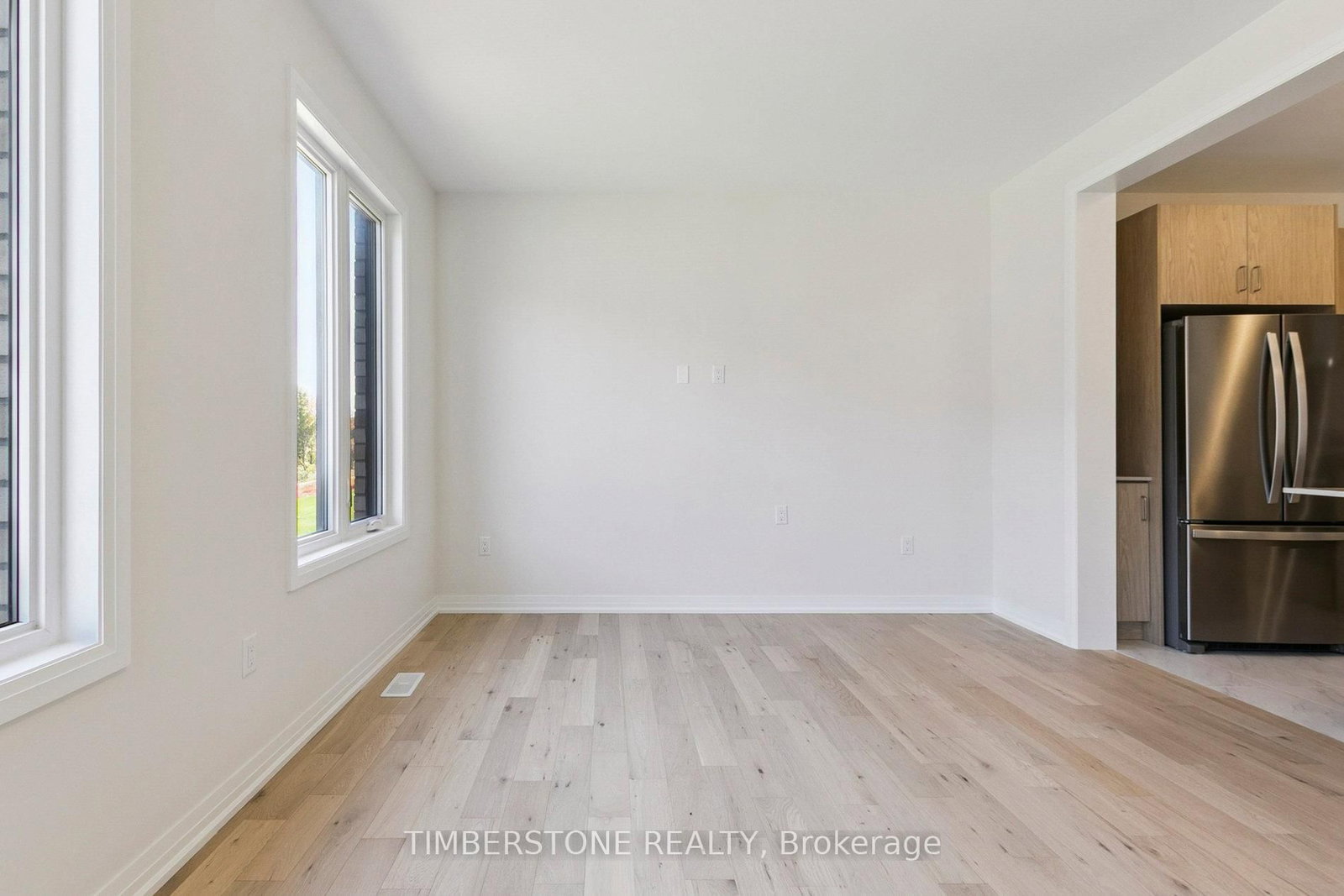 1813 Narcissus Gardens - Photo 11