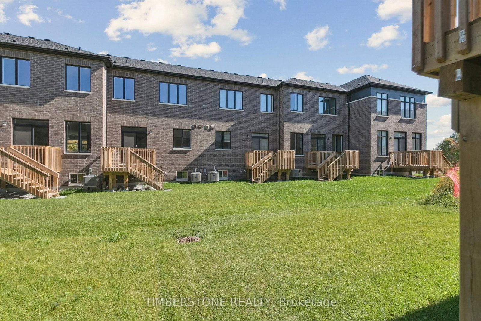 1813 Narcissus Gardens - Photo 45