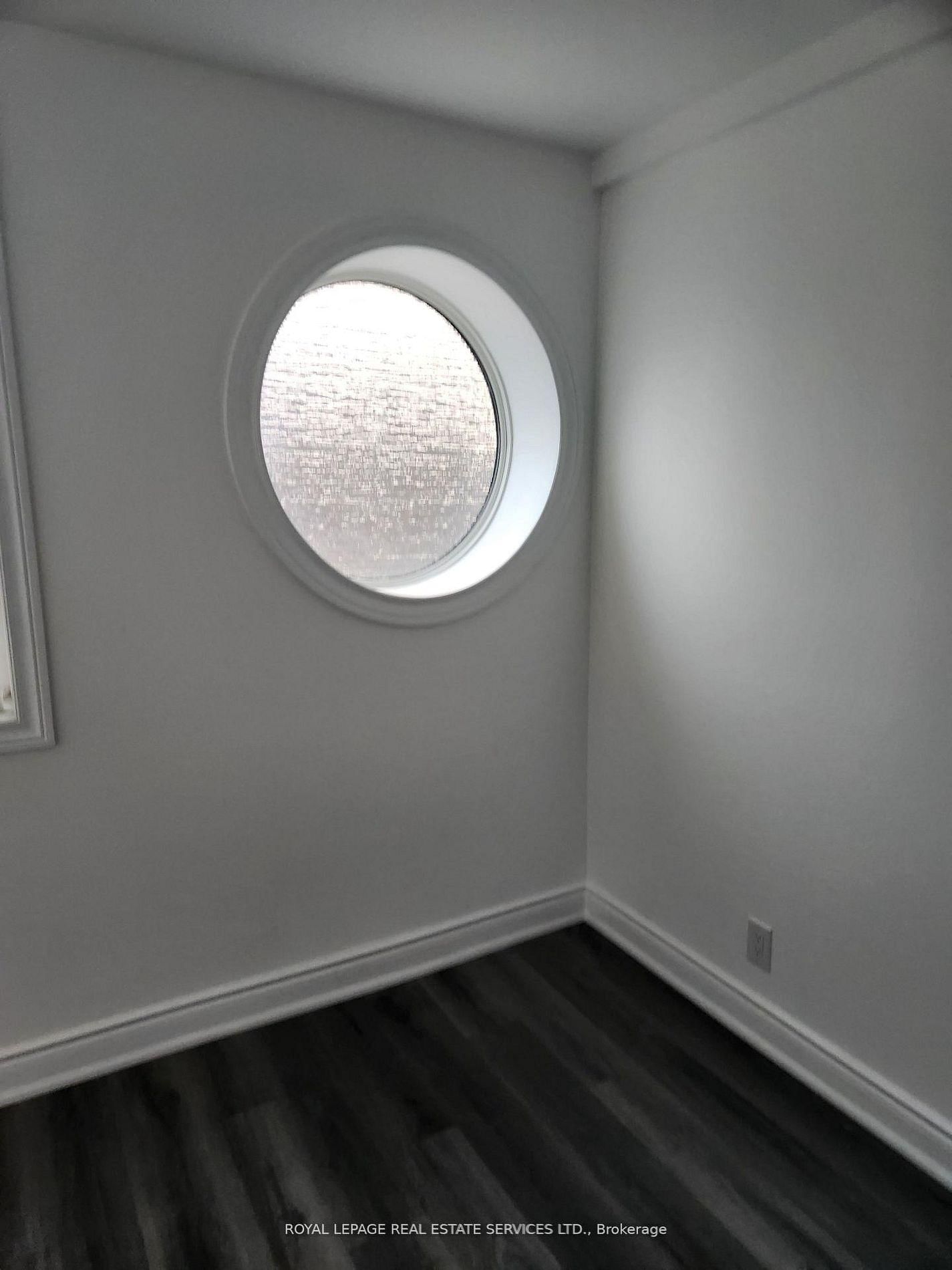 2820 Danforth Avenue, Unit 201 - Photo 3