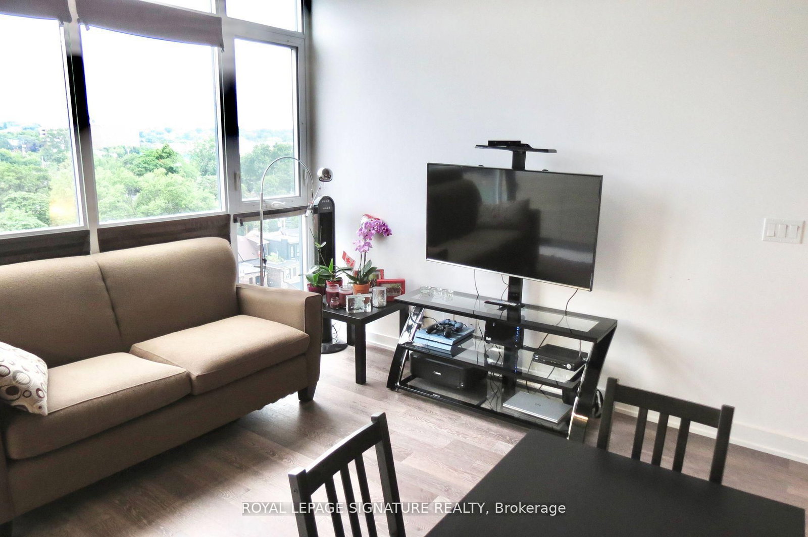 1190 Dundas Street E, Unit 923 - Photo 4