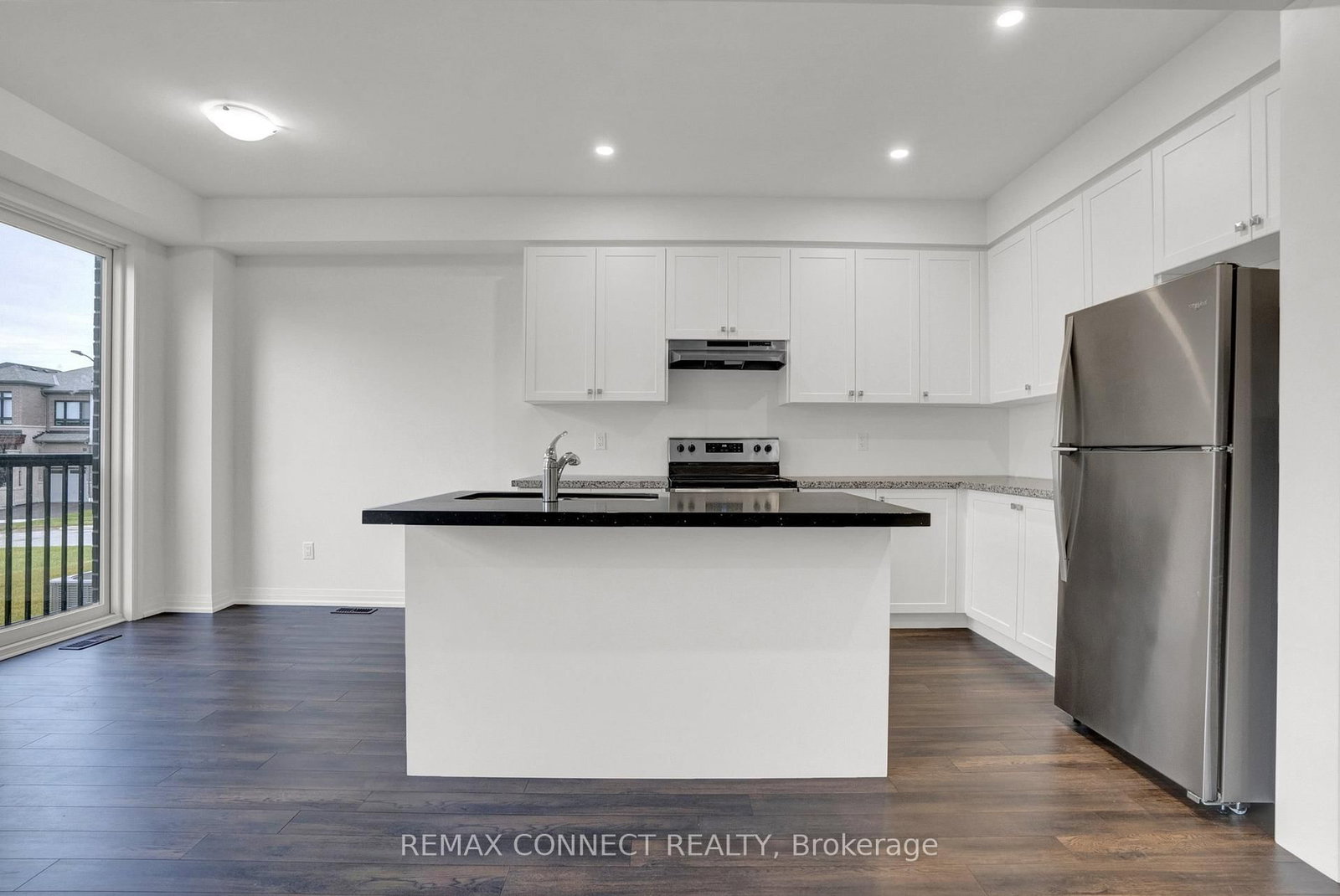 110 Armilia Place - Photo 24