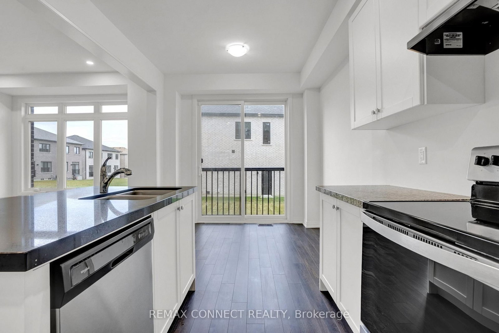110 Armilia Place - Photo 26