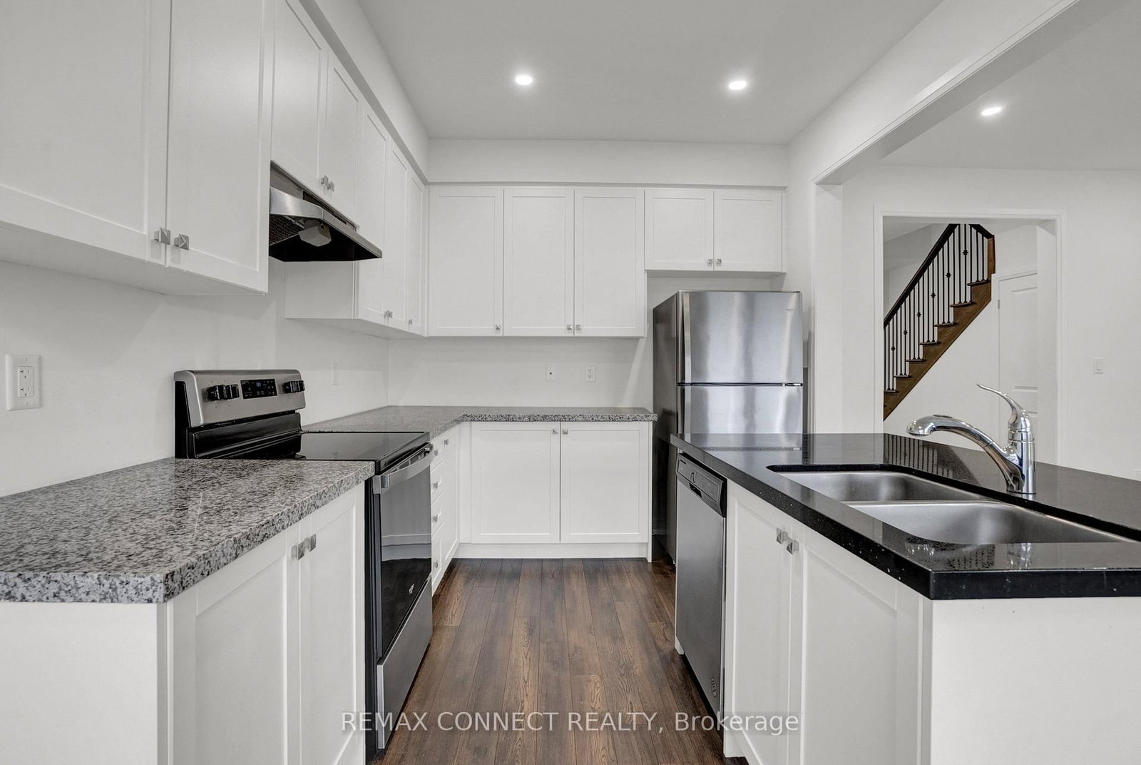 110 Armilia Place - Photo 27