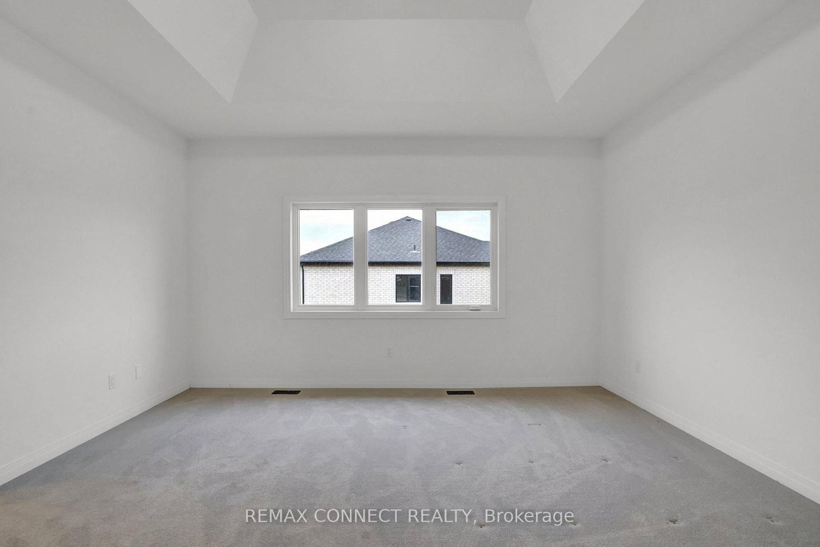 110 Armilia Place - Photo 32