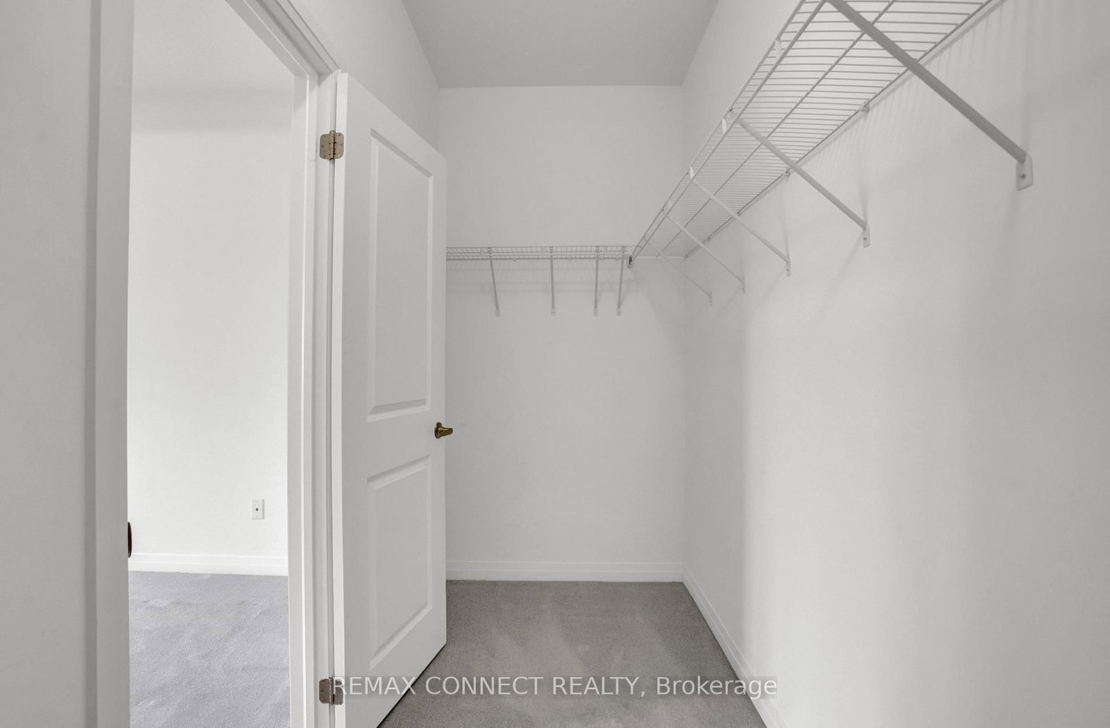 110 Armilia Place - Photo 33