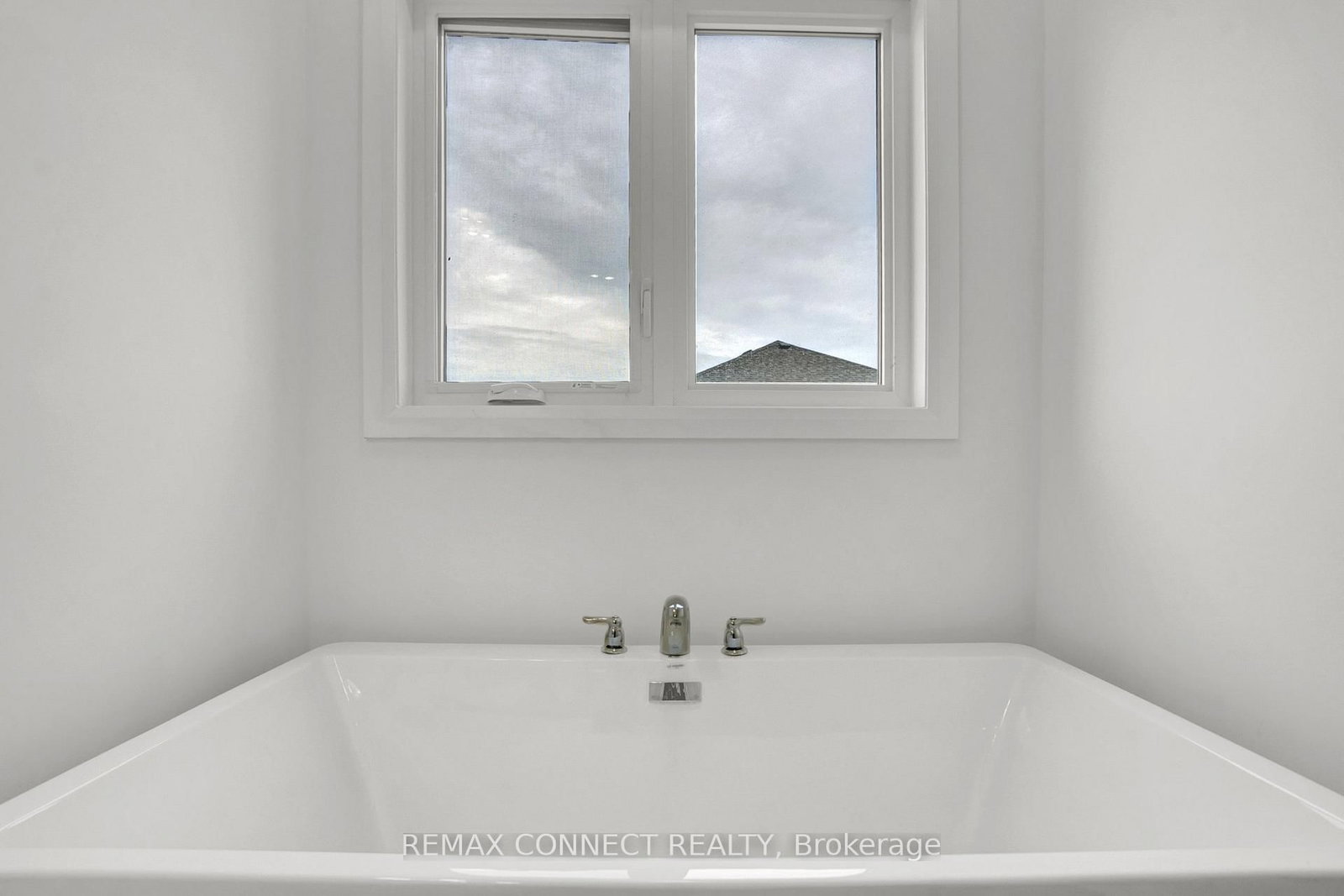 110 Armilia Place - Photo 38