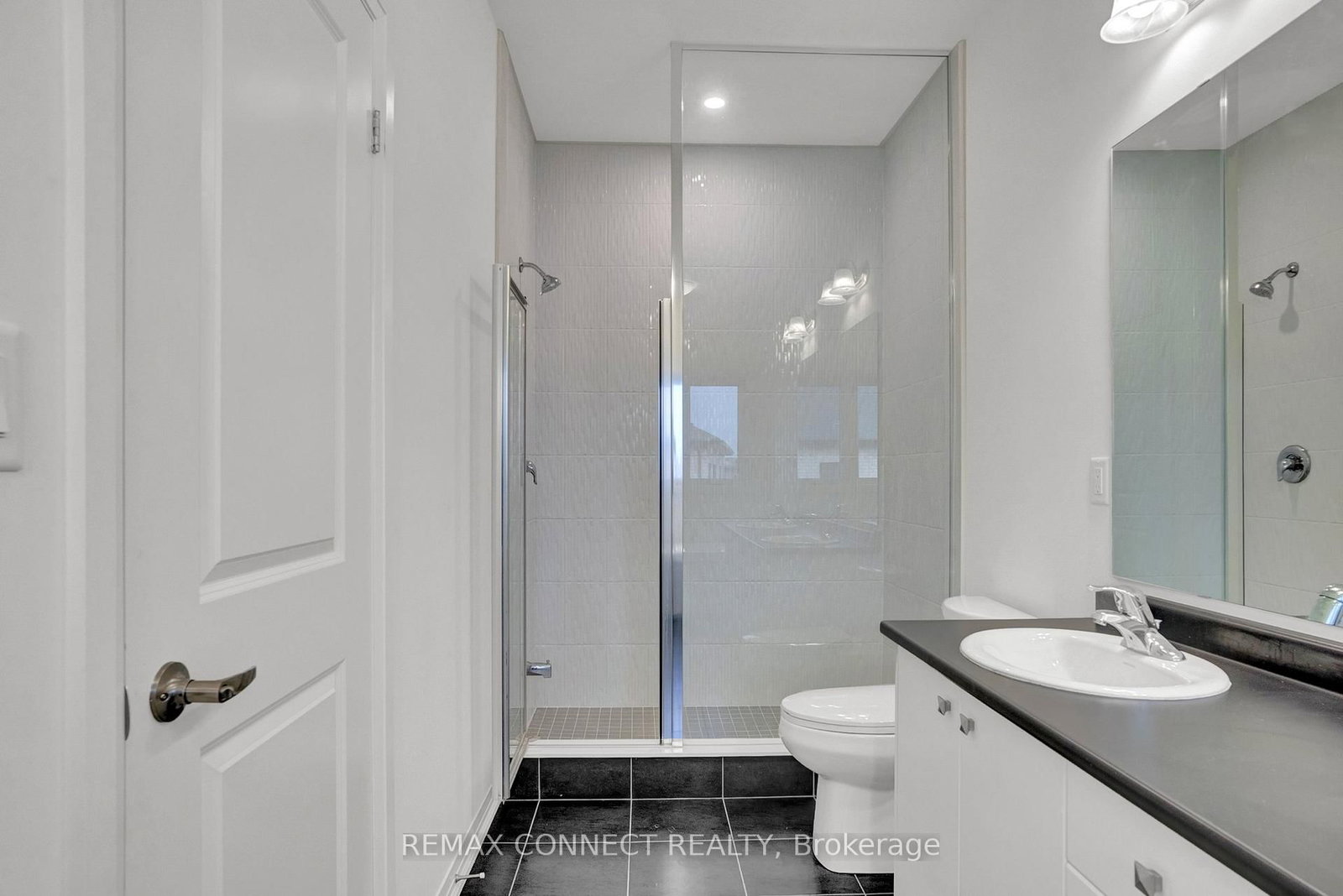 110 Armilia Place - Photo 40
