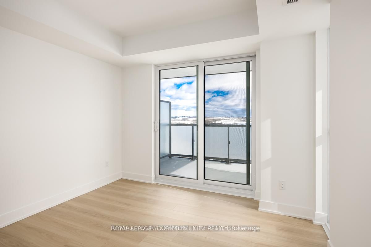 2545 Simcoe Street N, Unit S2106 - Photo 13