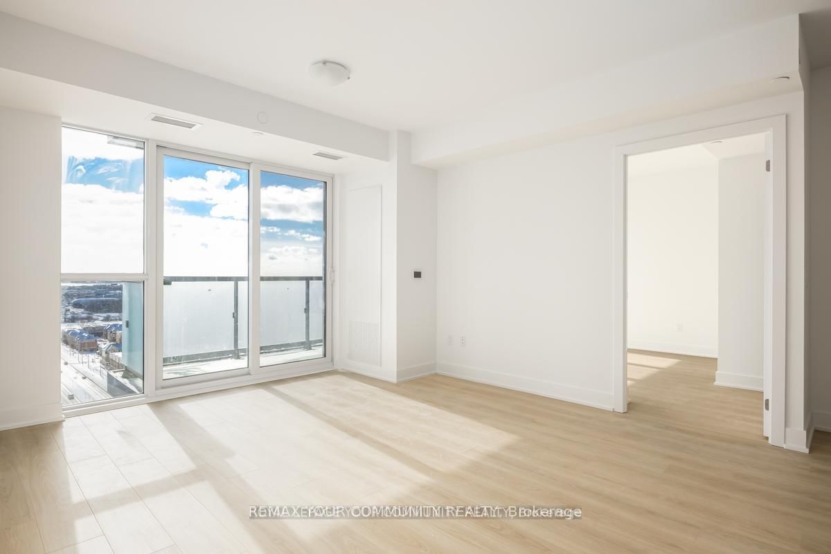 2545 Simcoe Street N, Unit S2106 - Photo 6