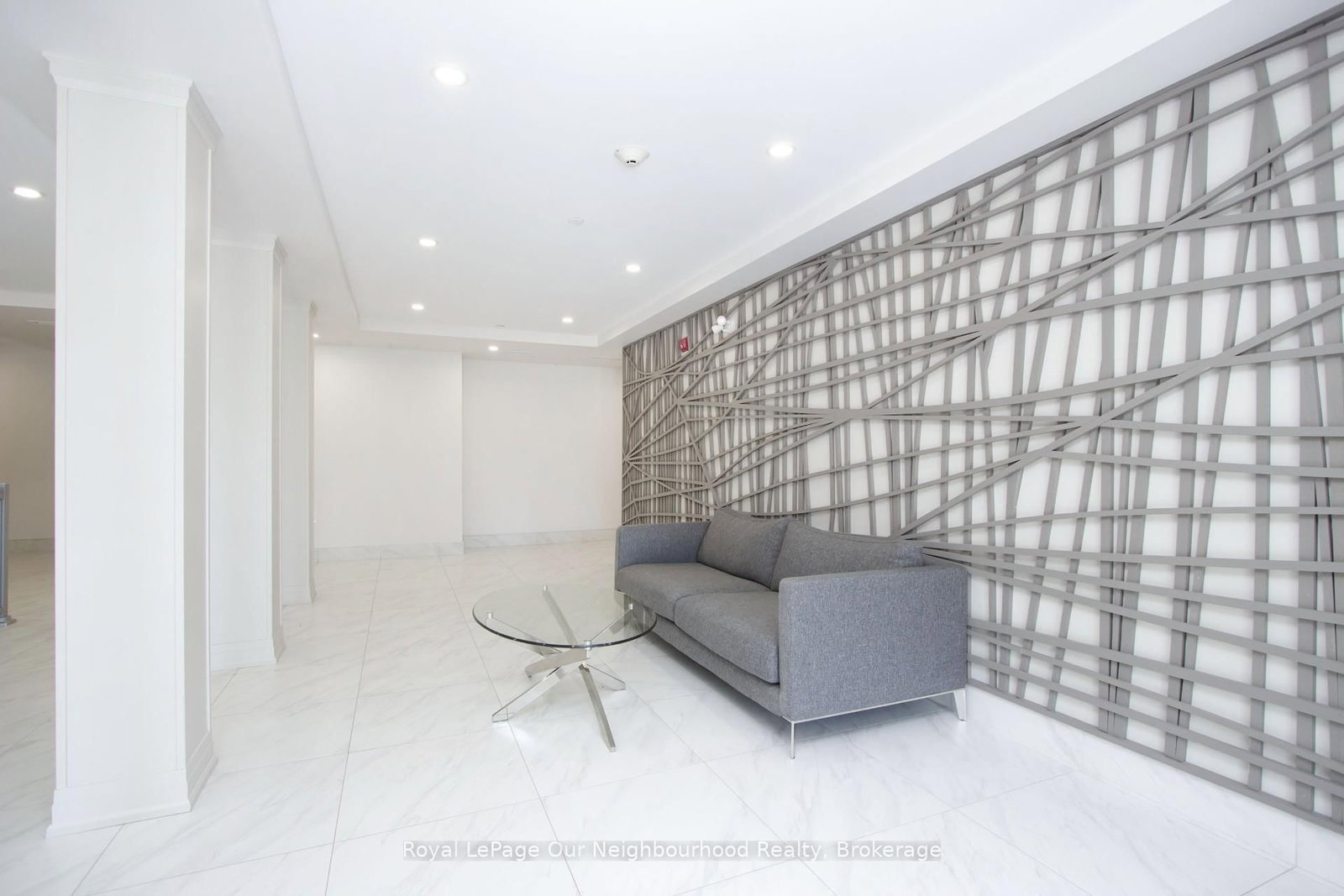 65 Shipway Avenue • #210 • Clarington, ON photo 4