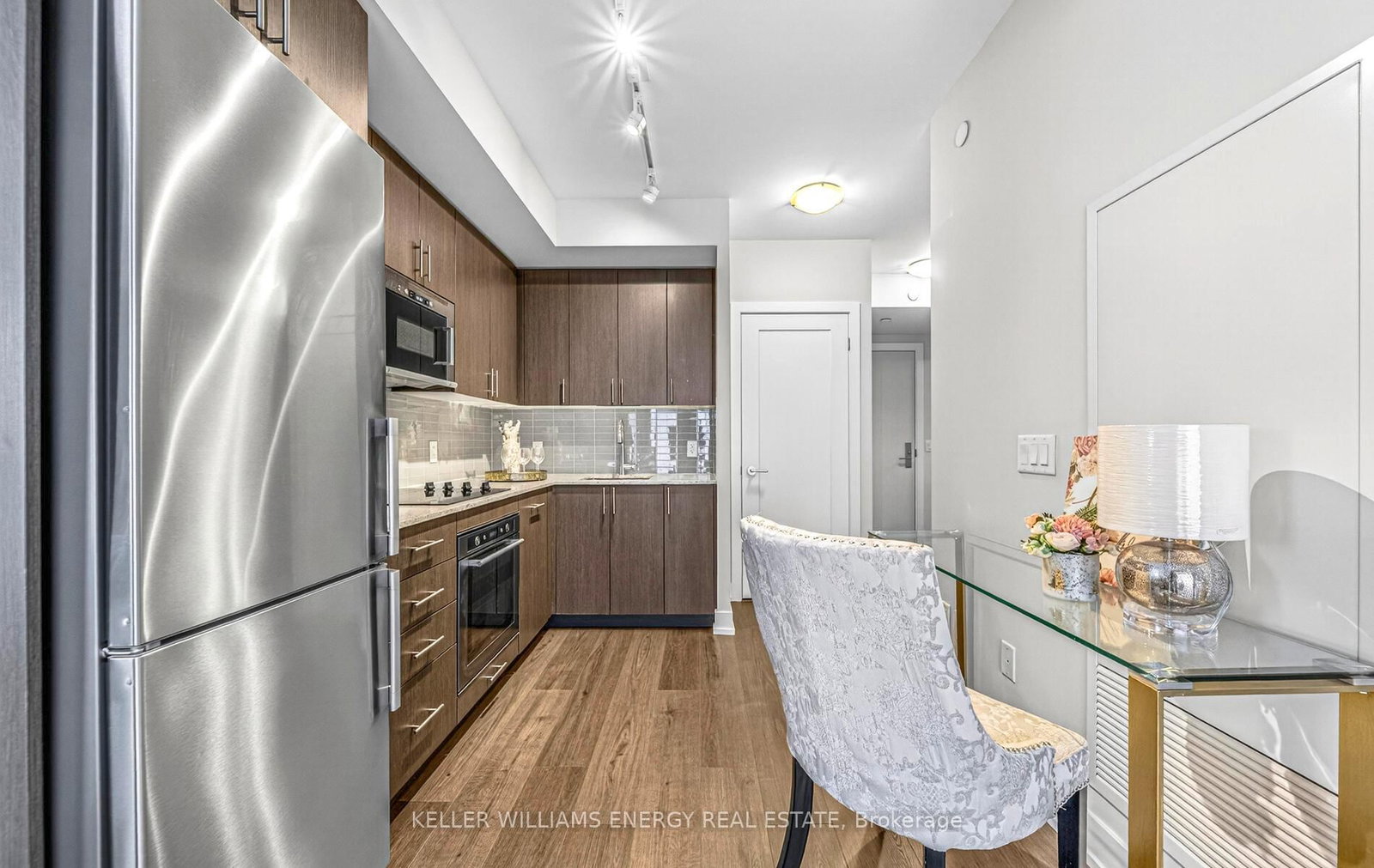 2550 Simcoe Street N, Unit 405 - Photo 7
