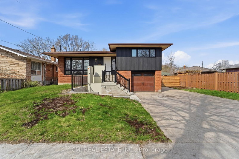 39 Earlton Rd, Toronto, M1T 2R4 | Image 2