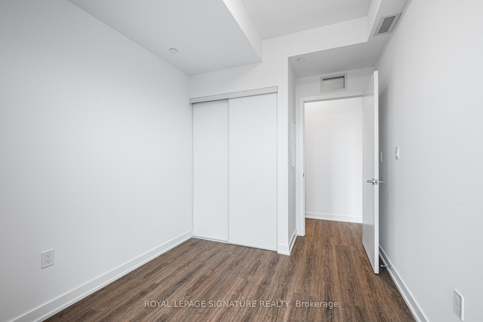 4569 Kingston Road, Unit 1106 - Photo 10