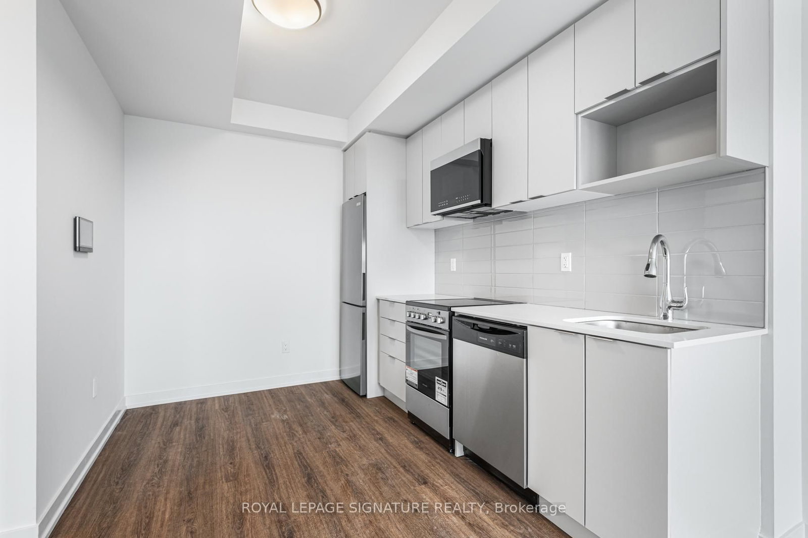 4569 Kingston Road, Unit 1106 - Photo 2