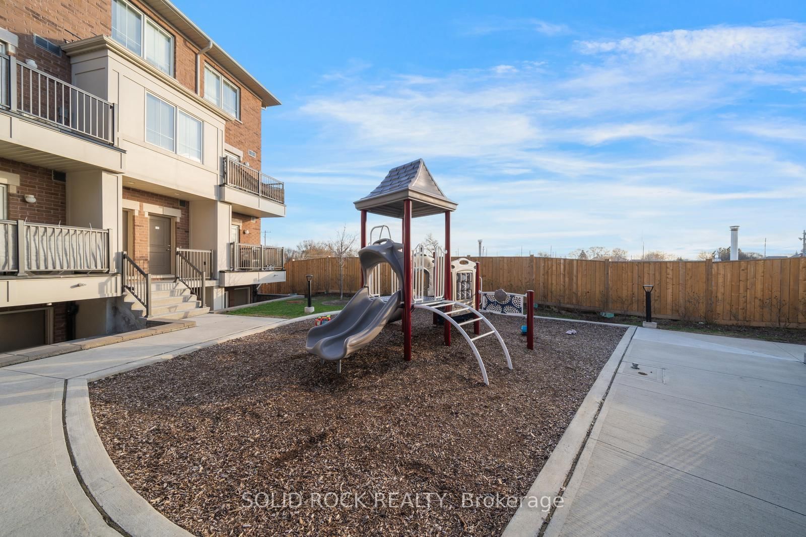 480 Beresford Path • #17 • Oshawa, ON photo 36