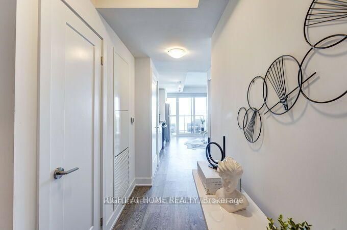 2550 Simcoe Street N, Unit 1807 - Photo 10