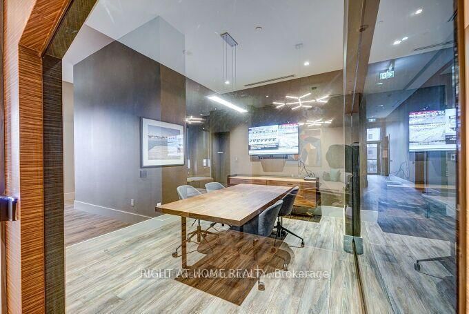 2550 Simcoe Street N, Unit 1807 - Photo 20