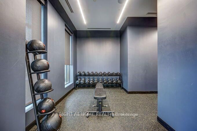 2550 Simcoe Street N, Unit 1807 - Photo 23