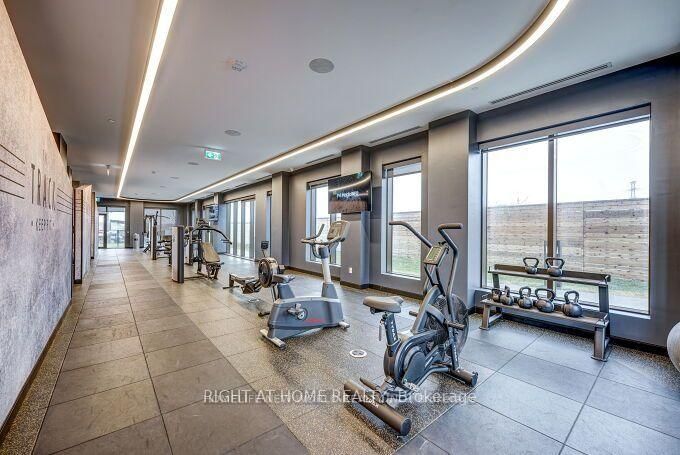 2550 Simcoe Street N, Unit 1807 - Photo 24