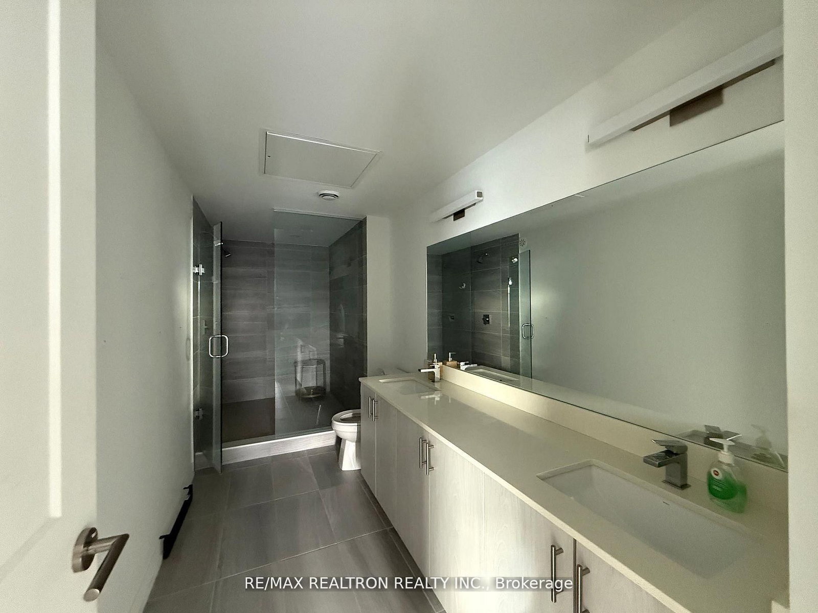485 Logan Avenue, Unit 312 - Photo 4