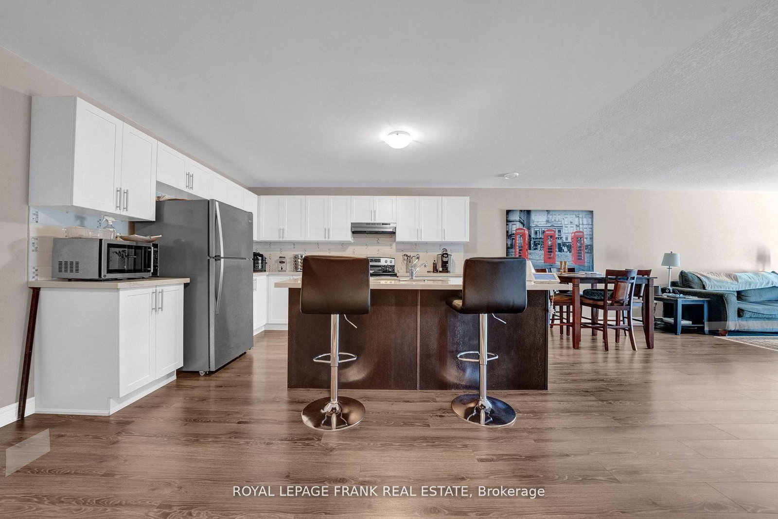 398 Olive Avenue • Oshawa, ON photo 6