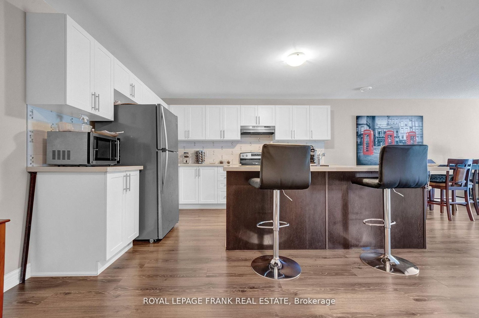 398 Olive Avenue • Oshawa, ON photo 7