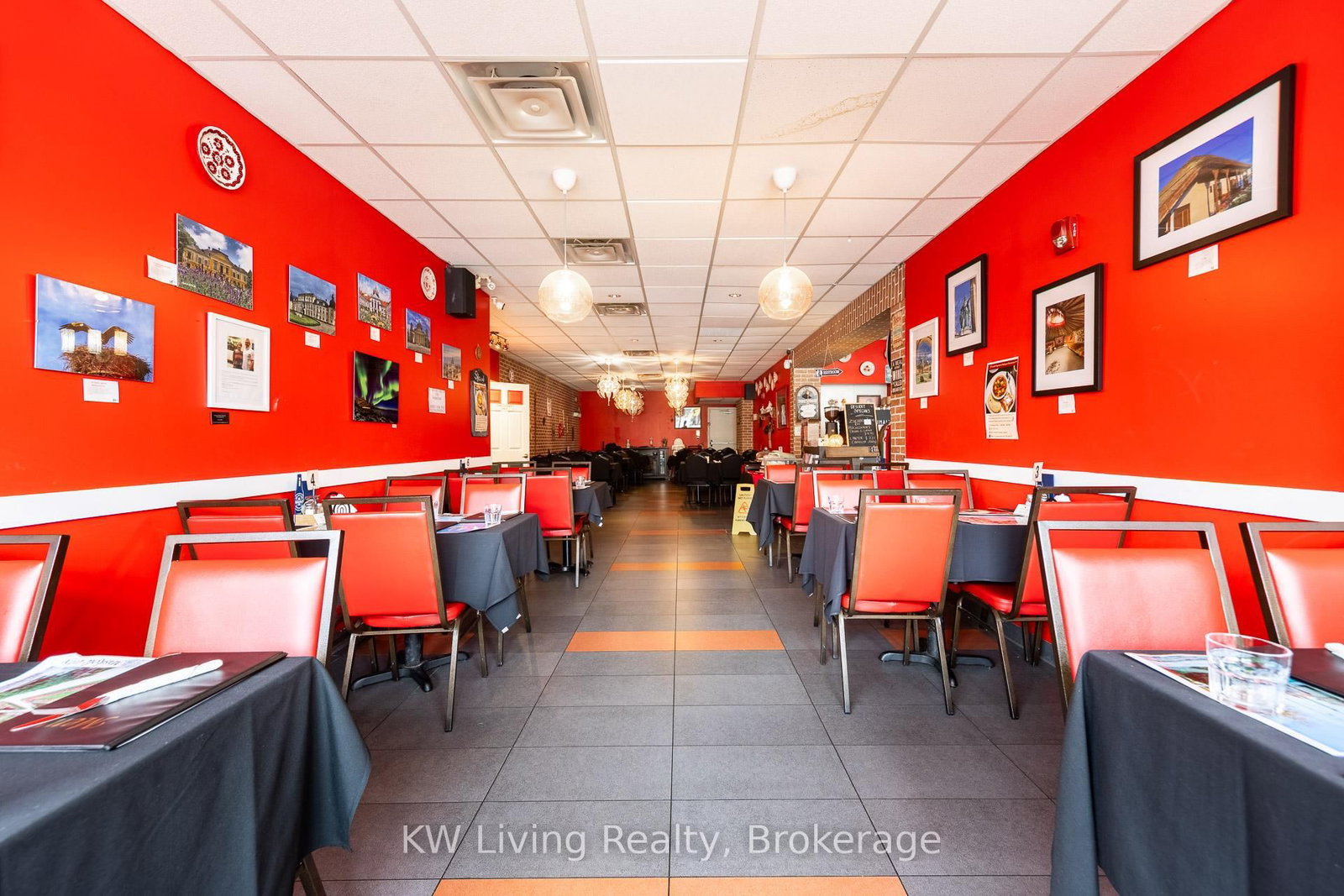 2183 & 2185 Danforth Avenue - Photo 17
