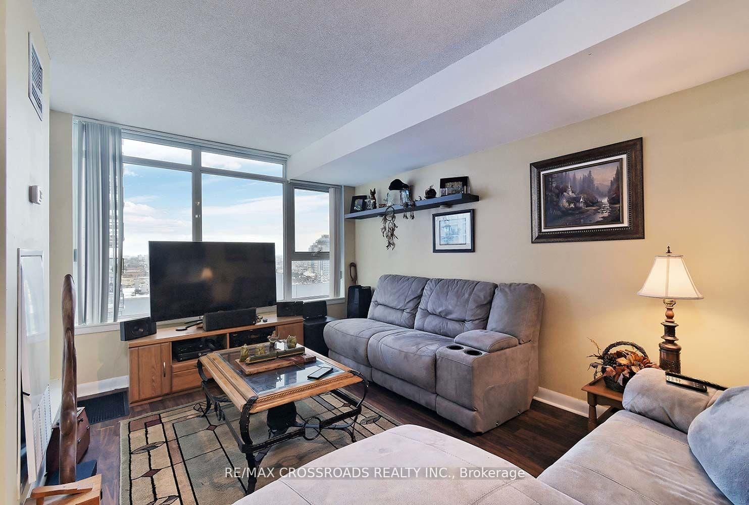 190 Borough Drive, Unit 2011 - Photo 6