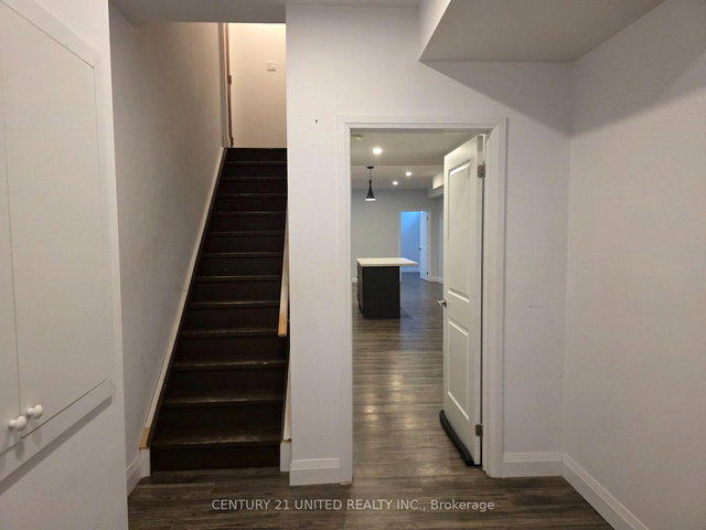 Basement - 33 Hayeraft Street