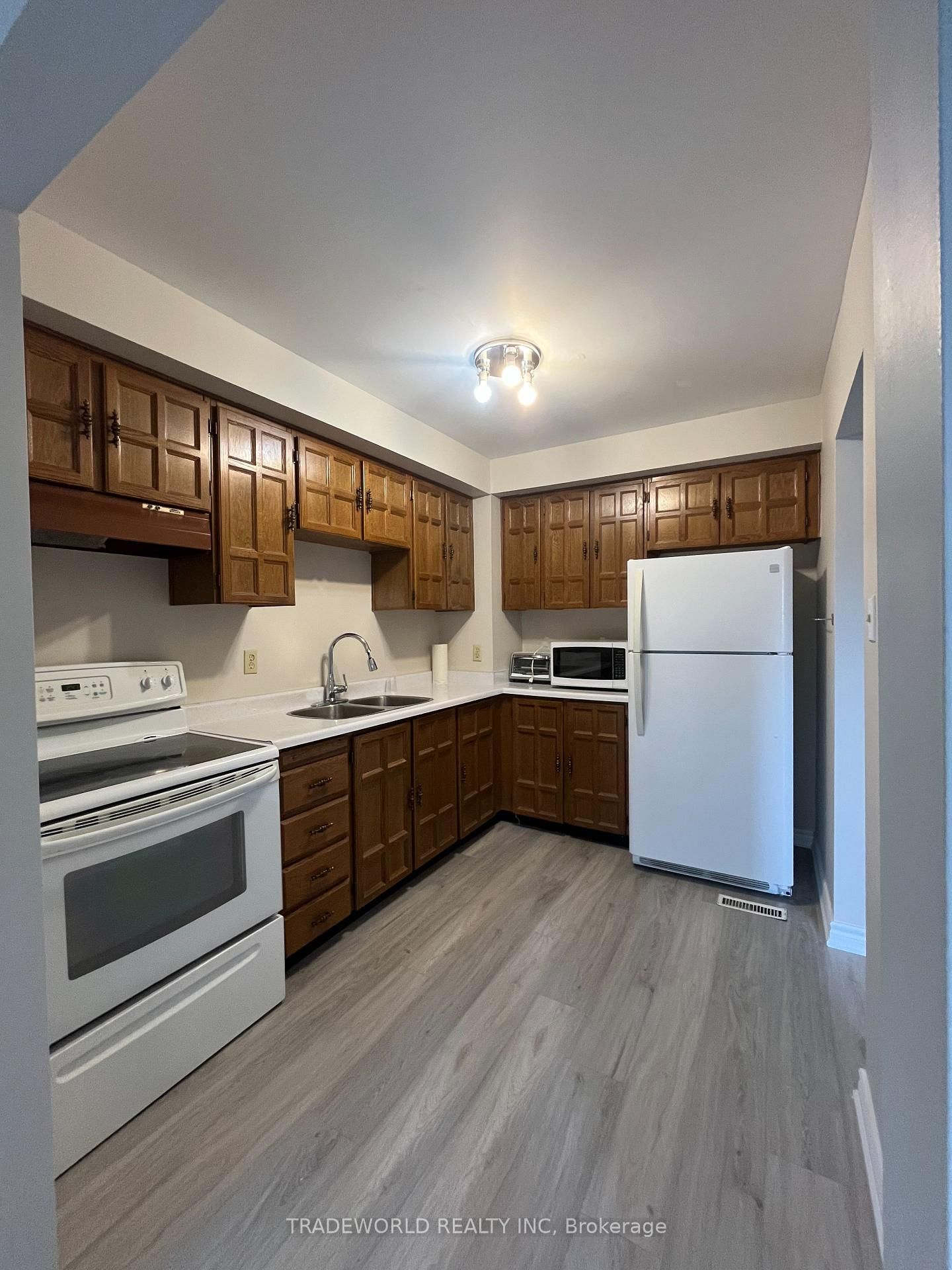 120 Neddie Drive, Toronto, ON, photo 5