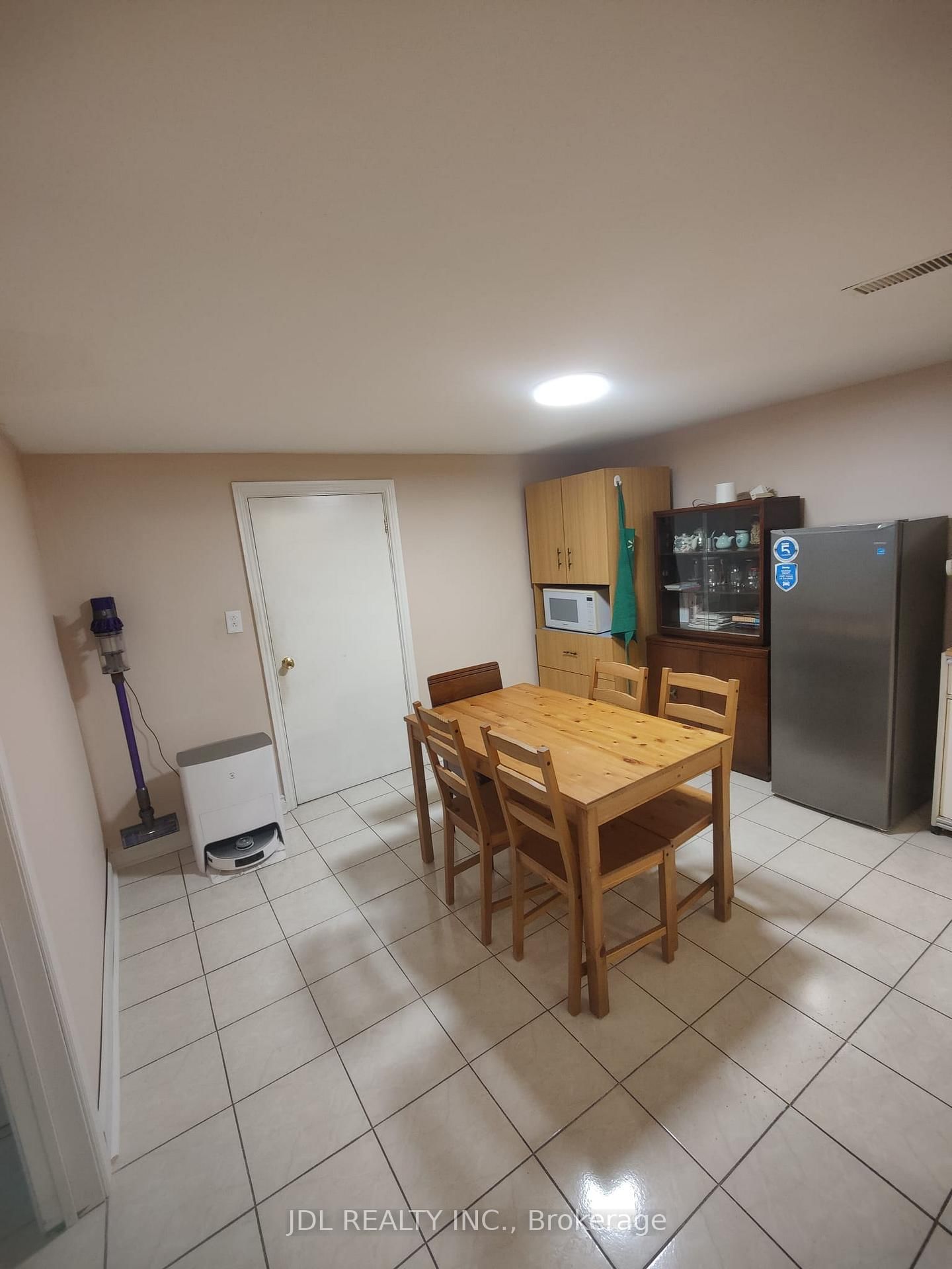 30 Orangewood Crescent, Unit (Basement) - Photo 5